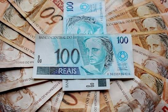 Estoque de crédito sobe 0,4% em setembro ante agosto, para R$ 7,444 trilhões, diz BC