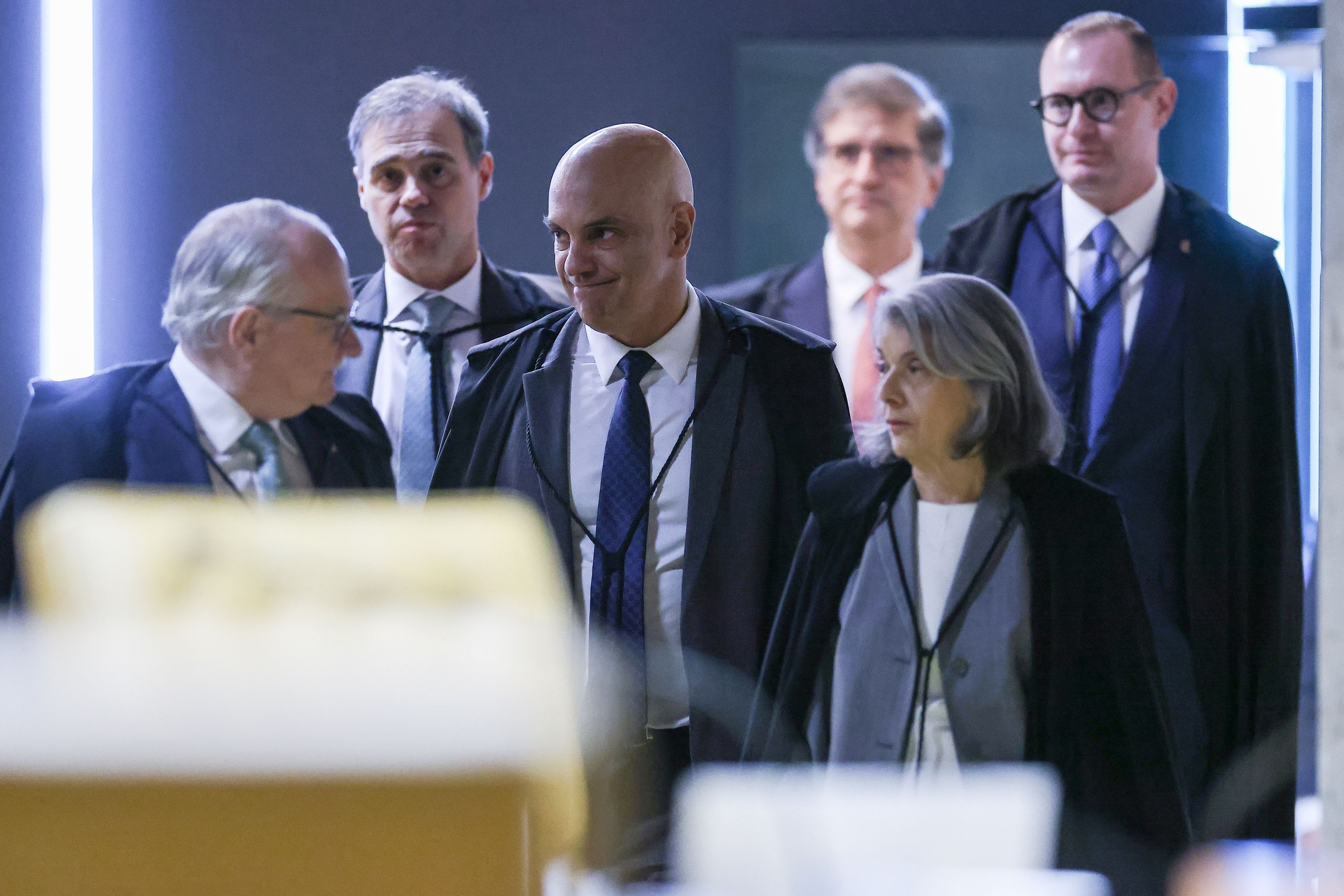 Lula participa hoje de promulgação da PEC da 6×1 e retoma atos de campanha