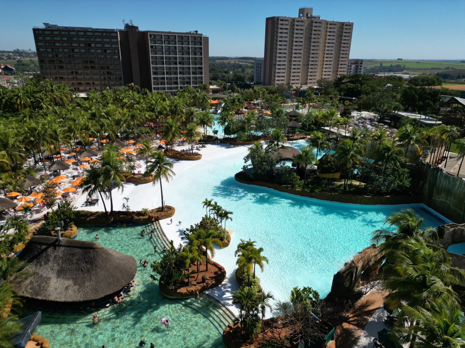 Novo CEO e R$ 75 mi em investimentos: o plano do Hot Beach para faturar R$ 750 mi