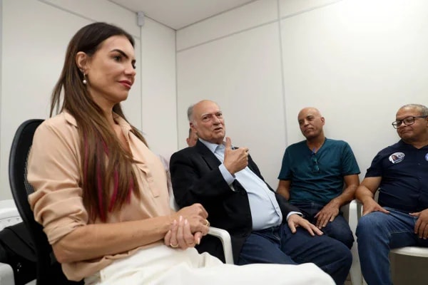 Paula Belmonte diz que Educação será "pérola" do DF e promete valorização