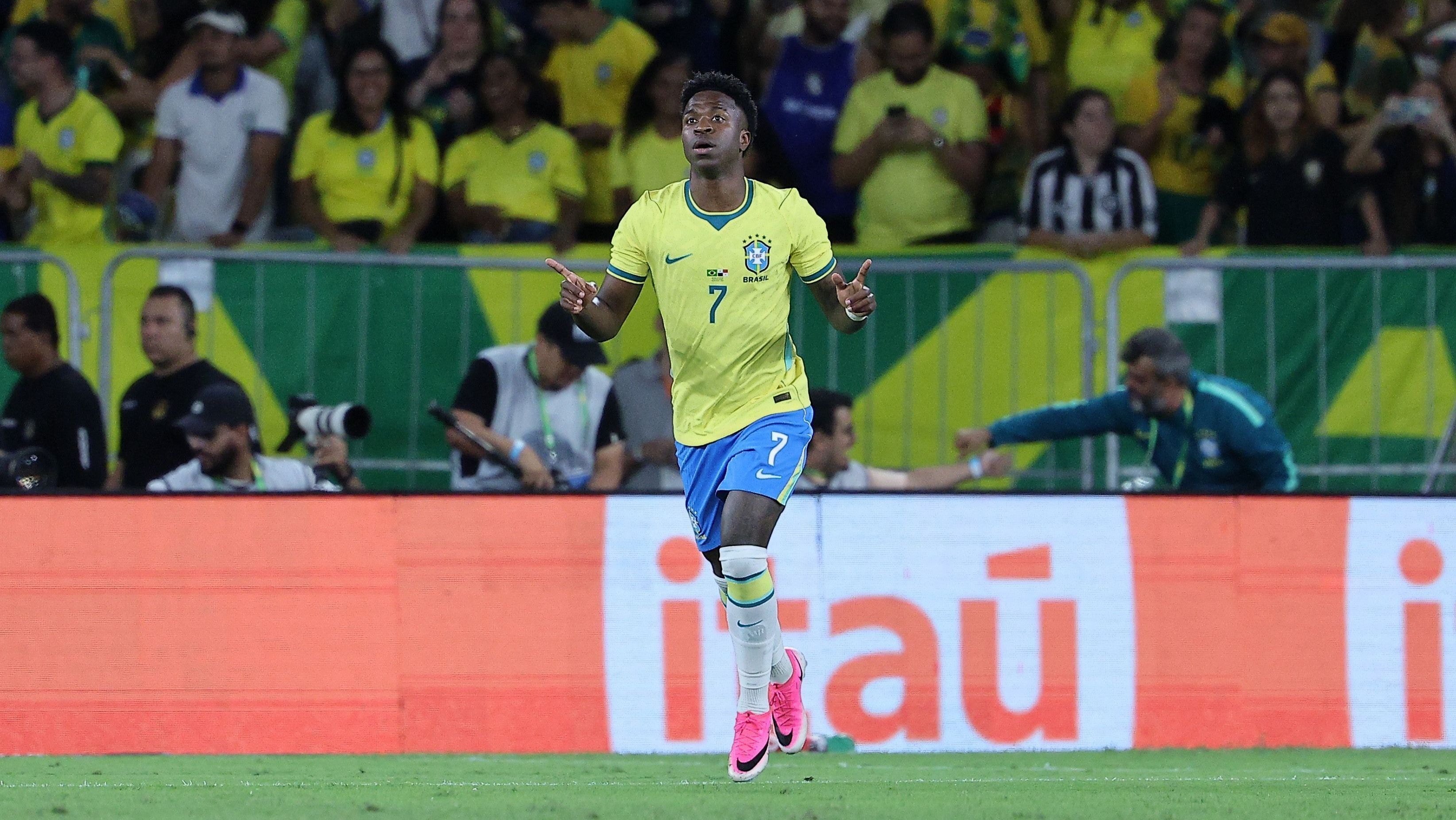 Relembre como foi a fratura de Neymar na Copa de 2014 e sua recuperação