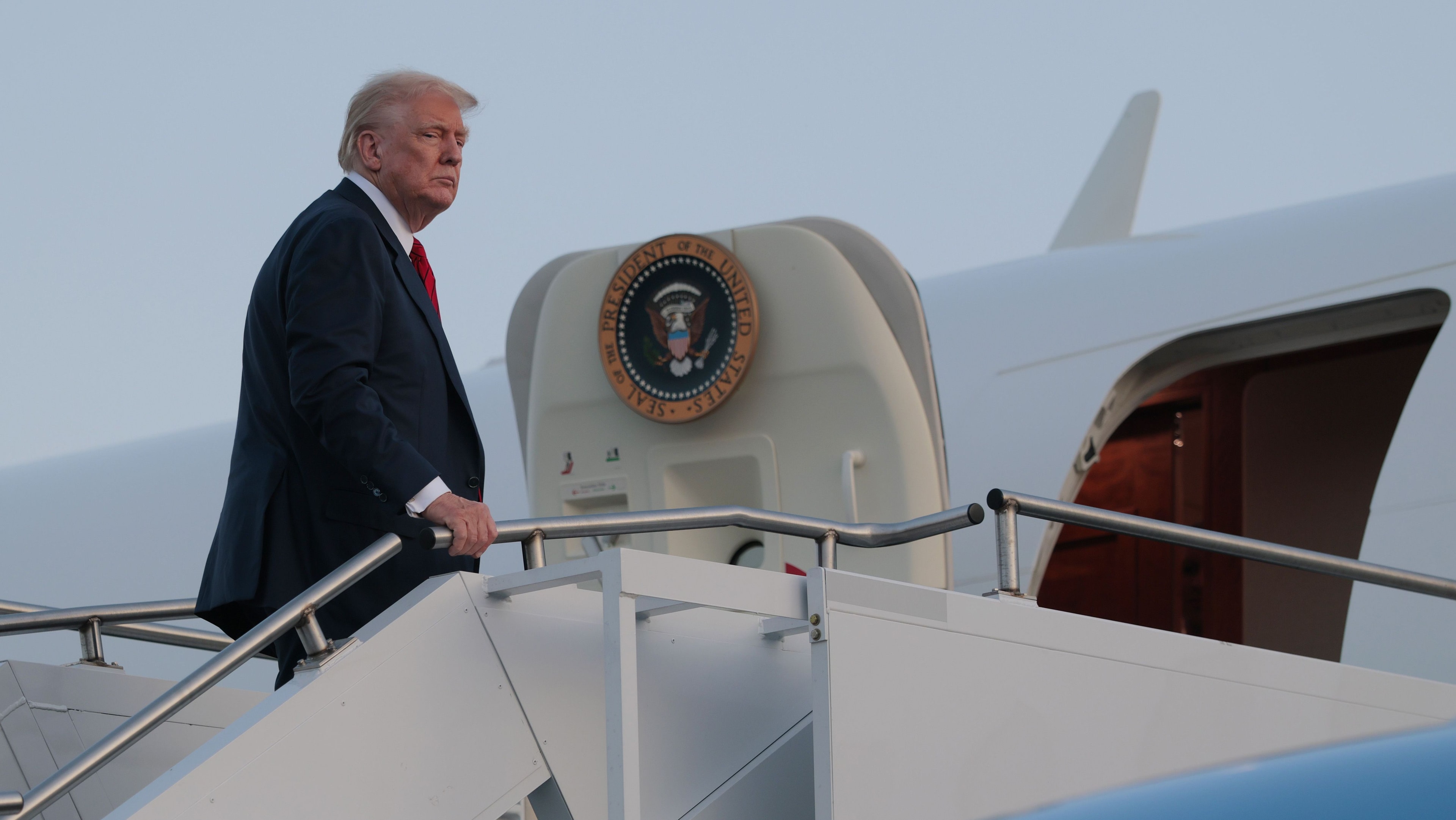Assessores pessoais acompanharam Trump em voo secreto da Turquia, diz fonte