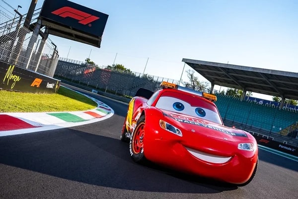 F1: GP da Itália contará com McQueen para celebrar 20 anos do filme Carros