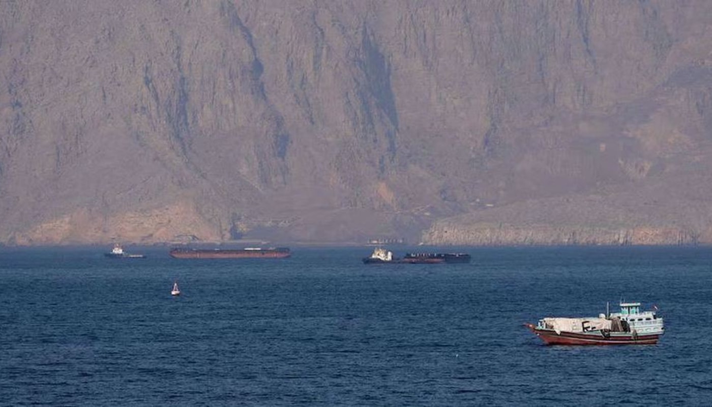 Irã diz que atacou 2 petroleiros que tentaram navegar por Ormuz