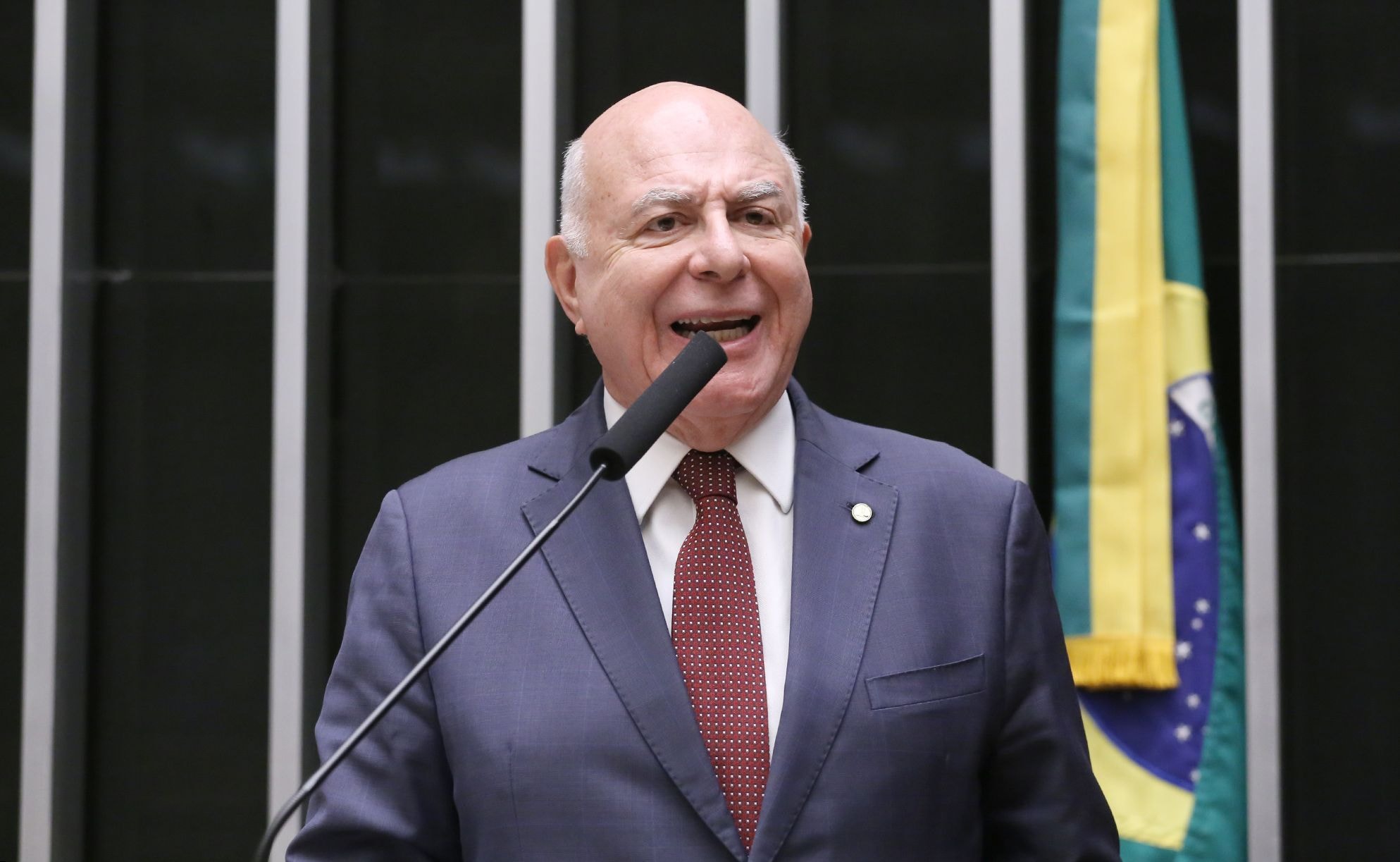 St George quer separar terras raras em três produtos no Brasil