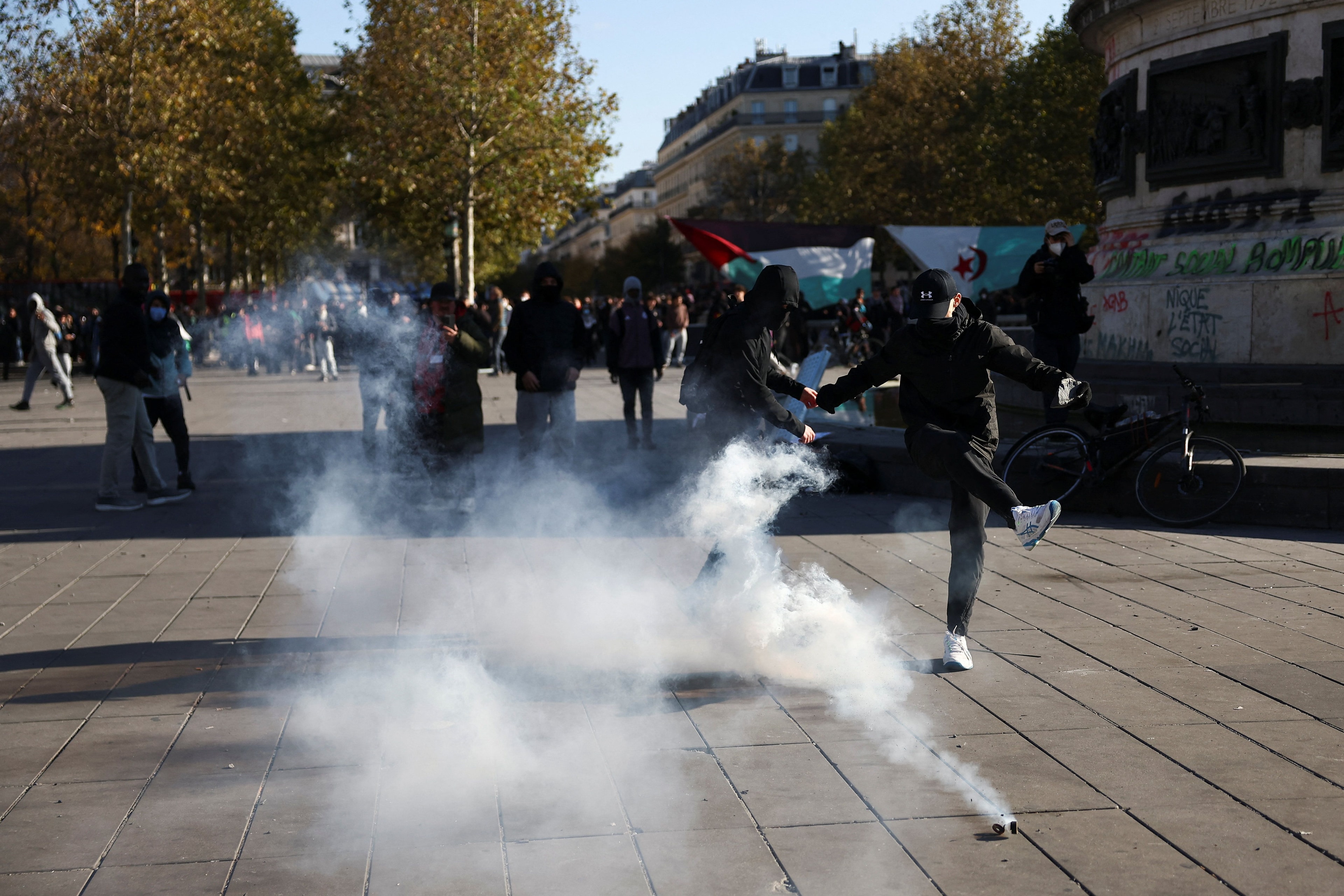 Análise: “Revolta por insatisfação social” caracteriza protestos na França