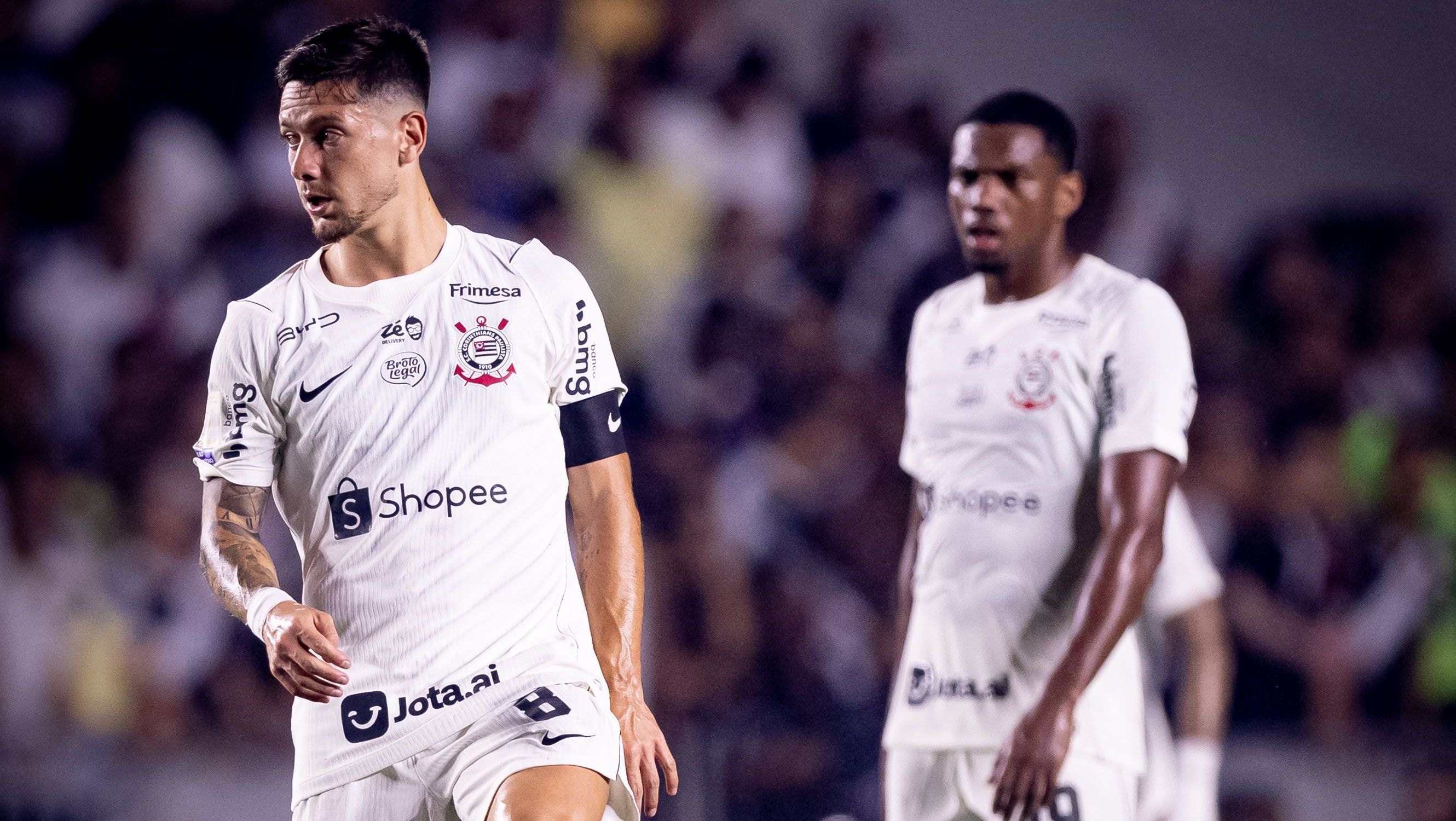 Risco de rebaixamento do Corinthians aumenta após vitória do Grêmio
