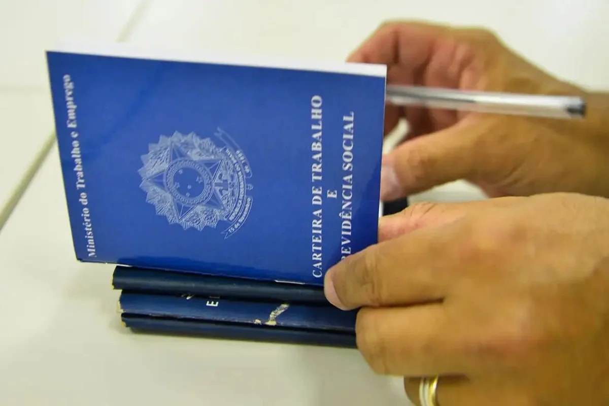 Com salários de até R$ 4,5 mil, DF encerra semana com 943 vagas nesta 6ª