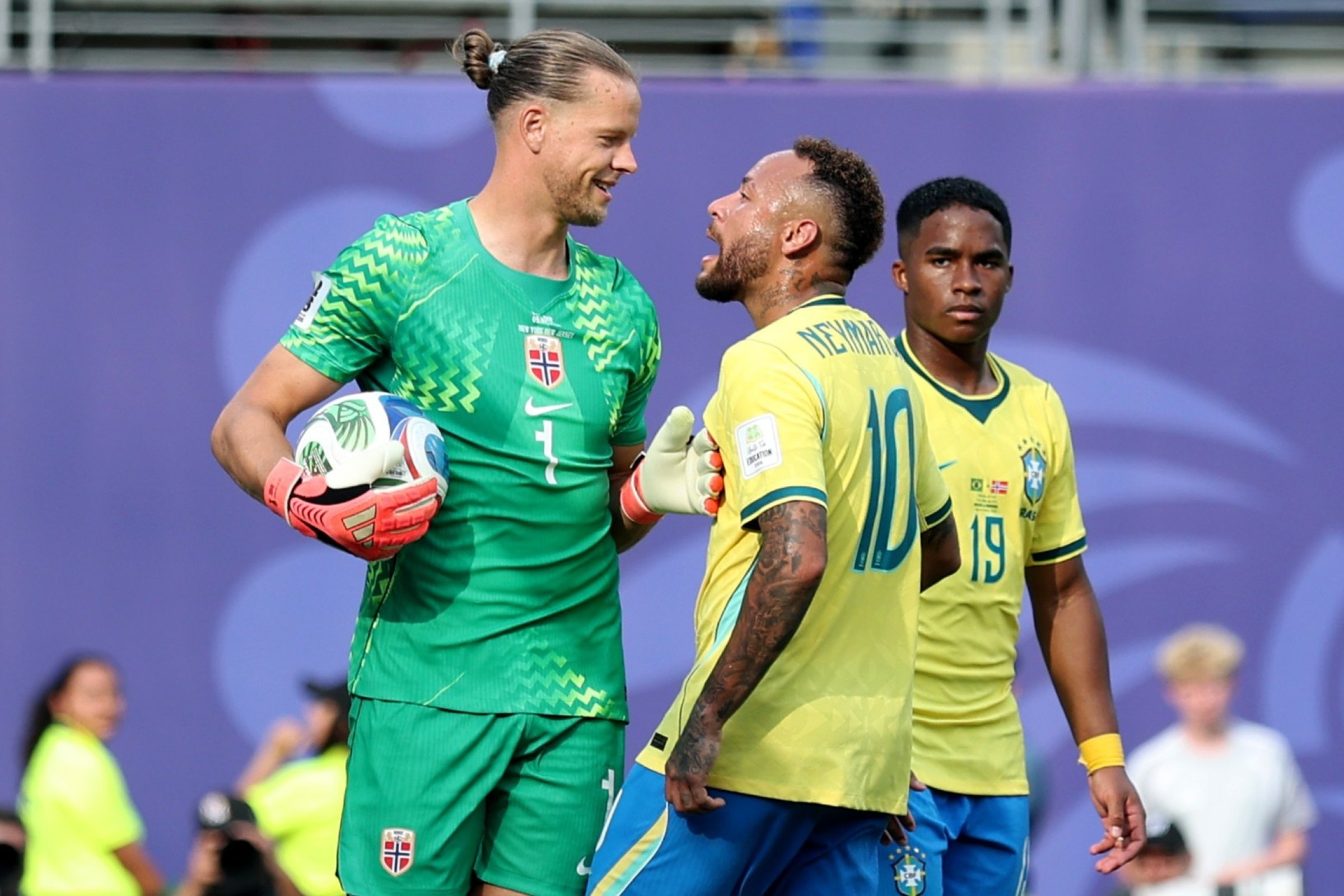 Nyland, algoz do Brasil na Copa do Mundo, retorna ao RB Leipzig