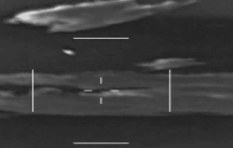 Arquivo secreto dos EUA de 1952 revela que OVNIs monitoraram instalações de armas nucleares e radares detectaram velocidade de 5.600 km/h