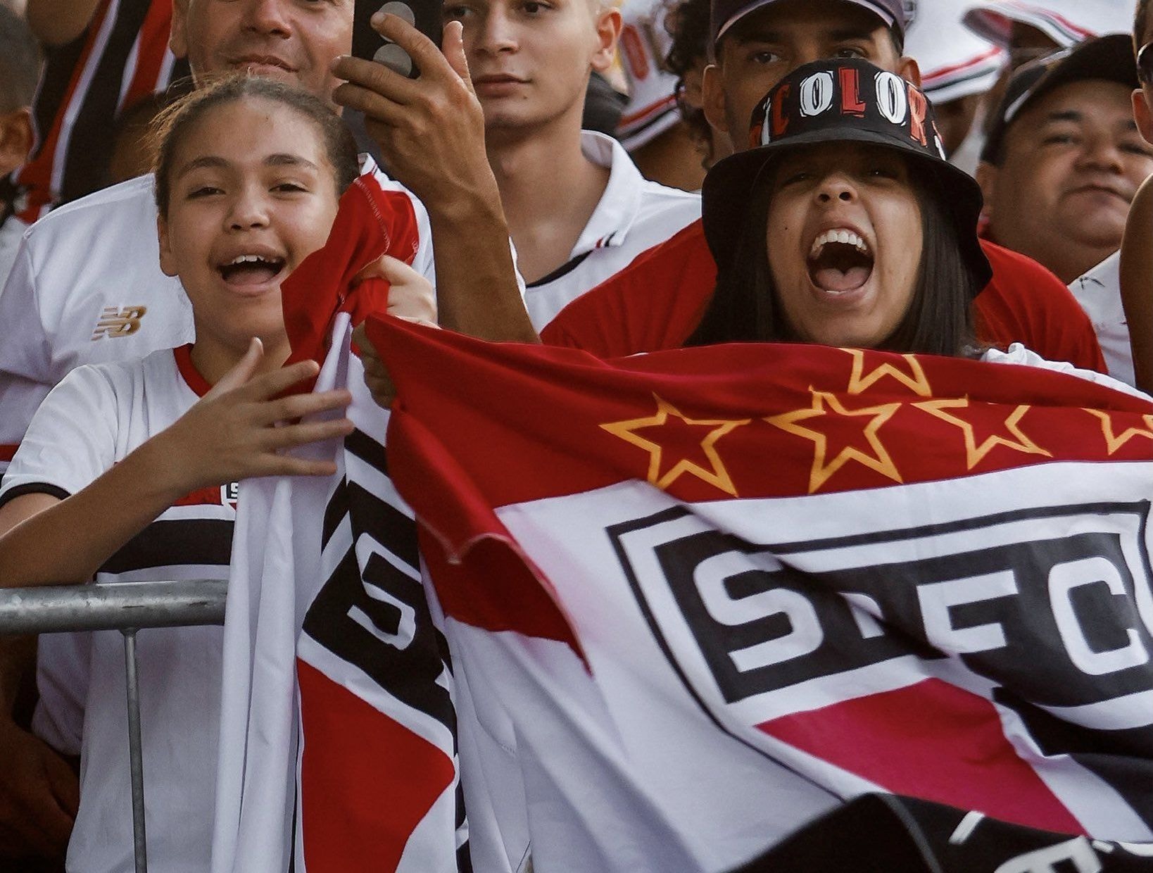 Internacional sofre transfer ban e fica impedido de contratar jogadores