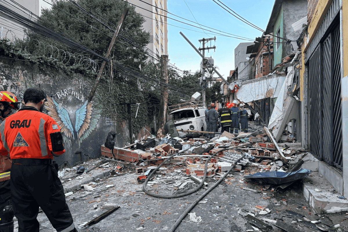 Governo de SP inicia demolição de 61 casas no Jaguaré após explosão de gás