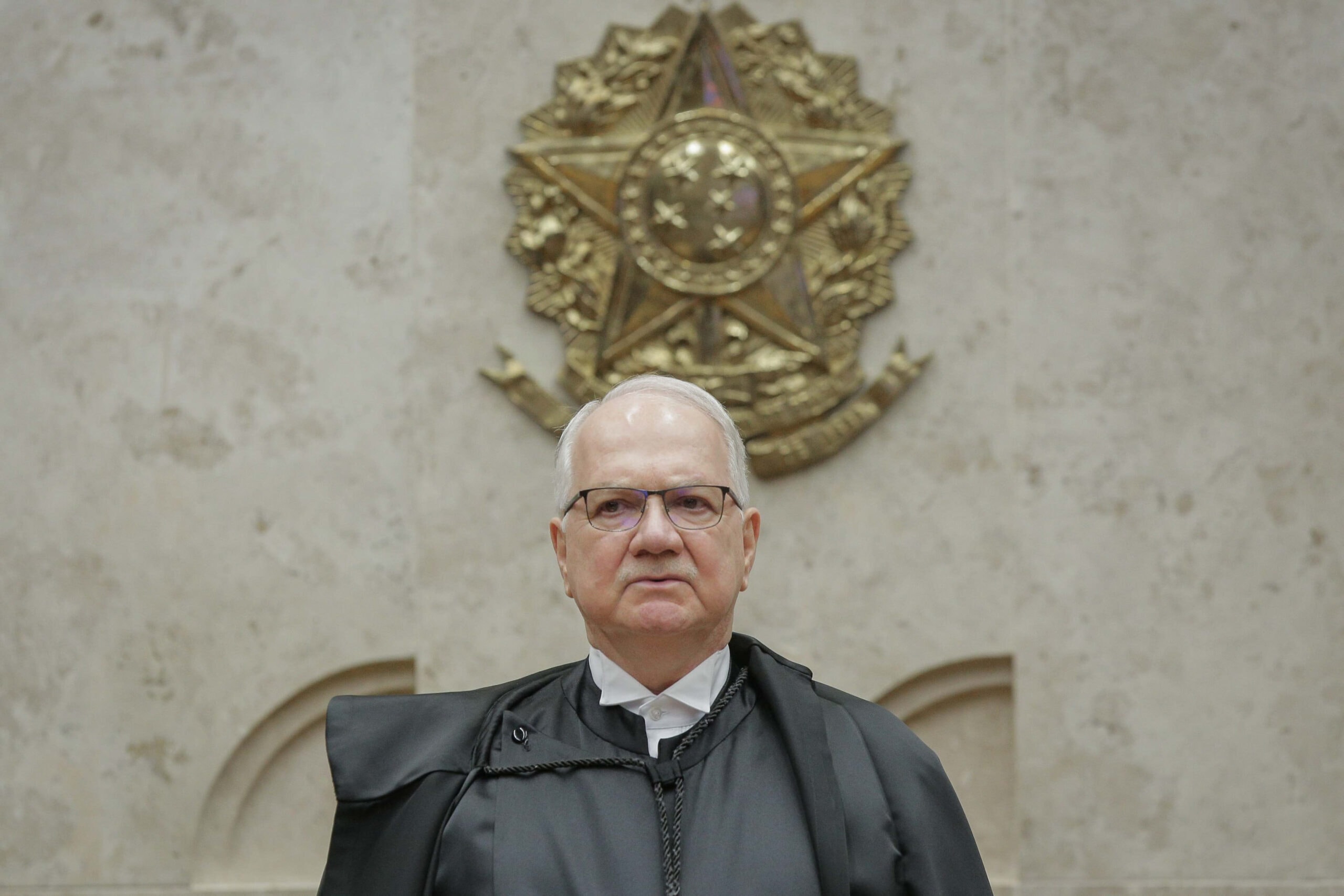 Fachin se reúne com bancada feminina da Câmara e do Senado no STF