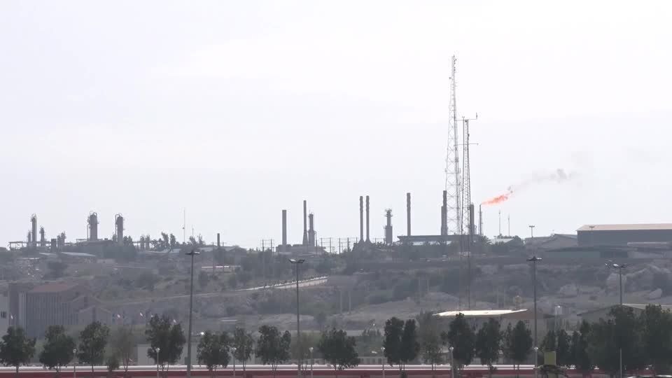 Ataques no Irã continuam nesta segunda (13), diz imprensa do país
