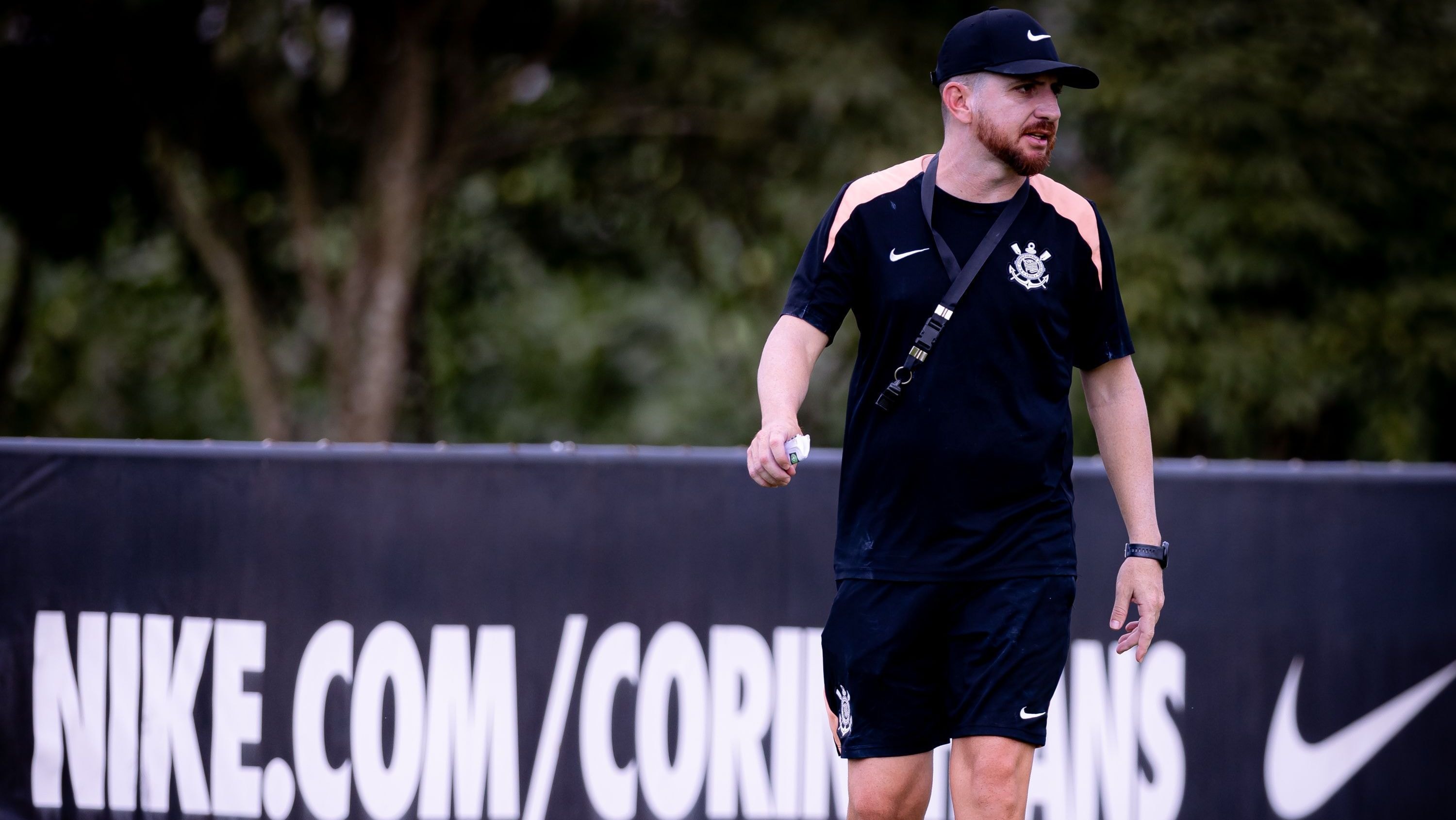 Emiliano Díaz explica recusa ao Corinthians e promete retorno: “Vou voltar”