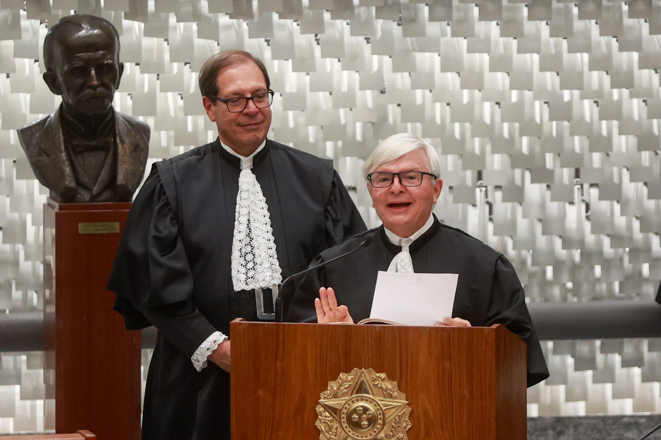 Salomão assume STJ e defende uso de IA a serviço da sociedade