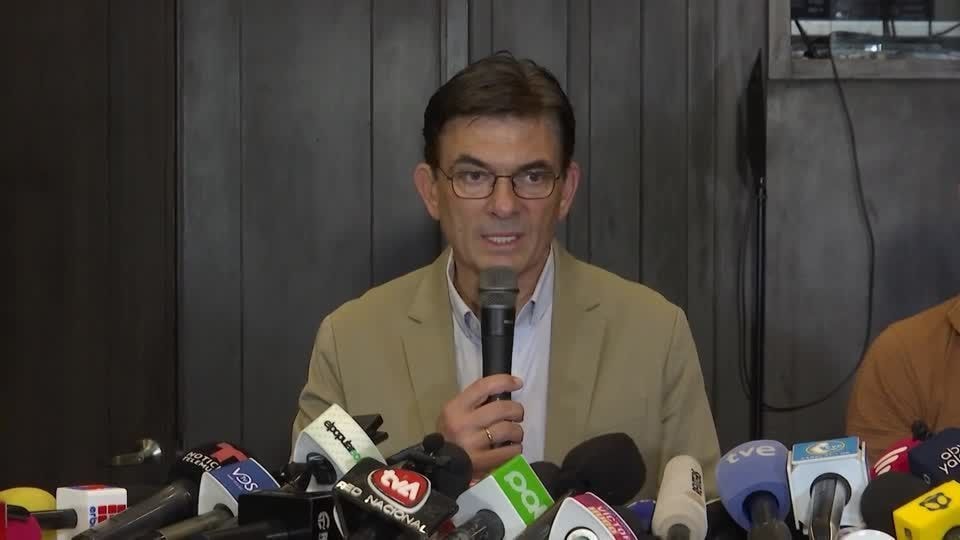 Saiba quem é Rodrigo Paz Pereira, presidente da Bolívia