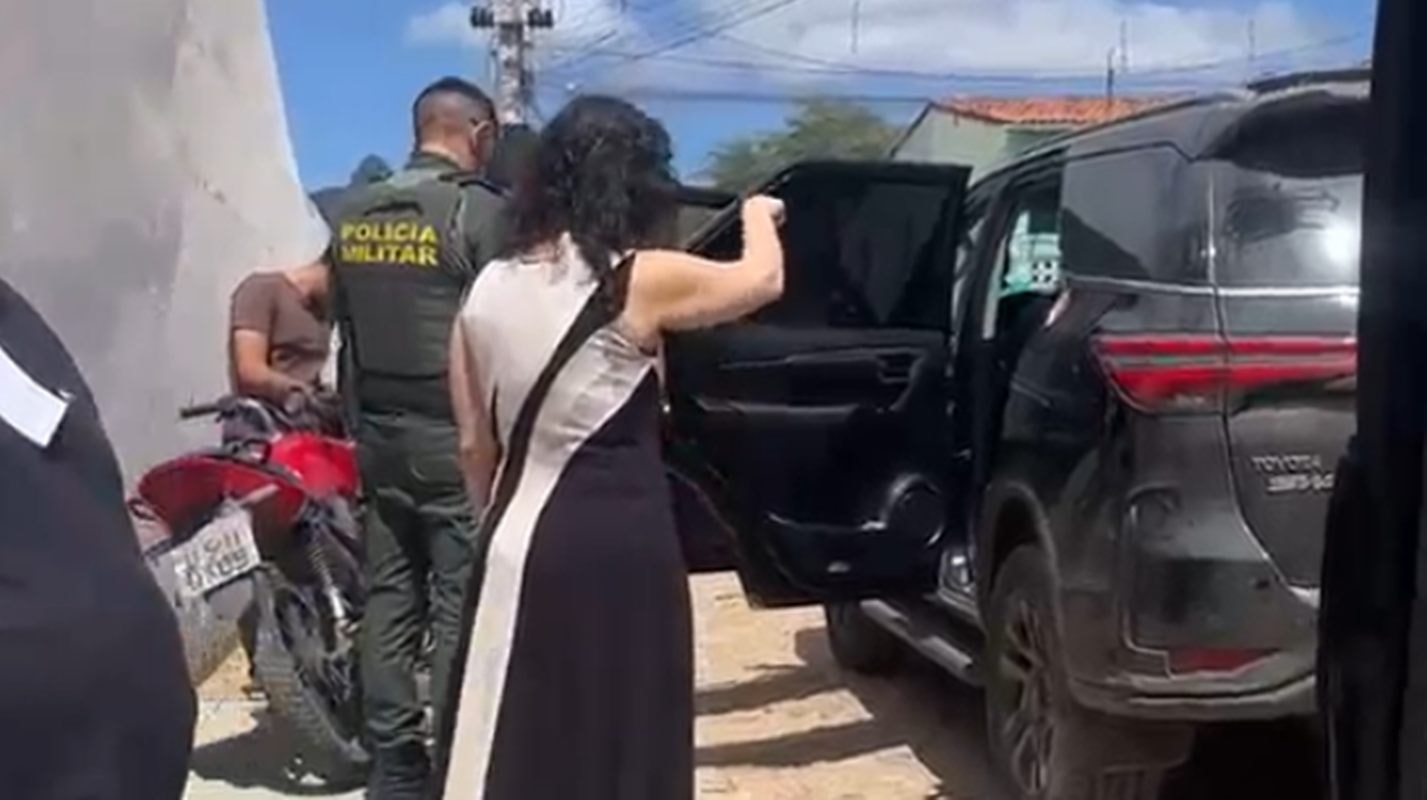 Líder político é preso em flagrante pela PM por fazer boca de urna