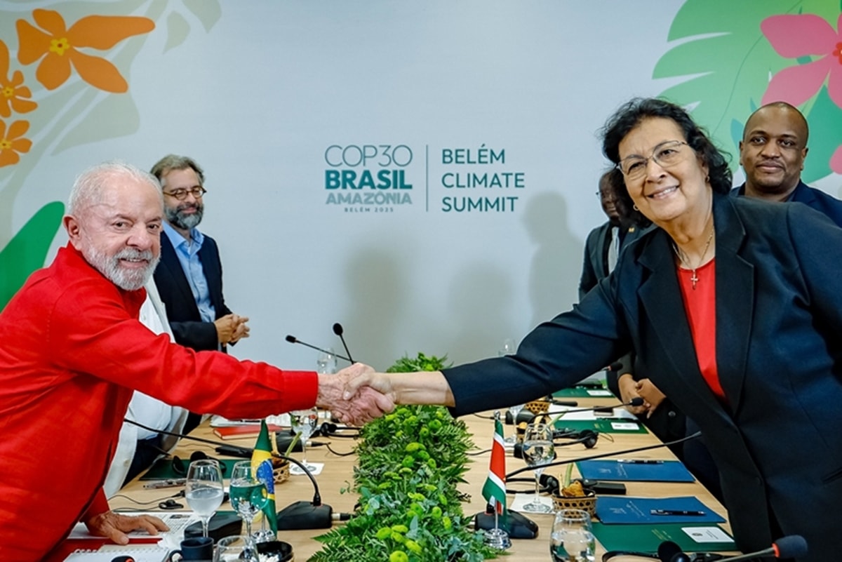 Petróleo e programas sociais: a agenda da líder do Suriname no Brasil