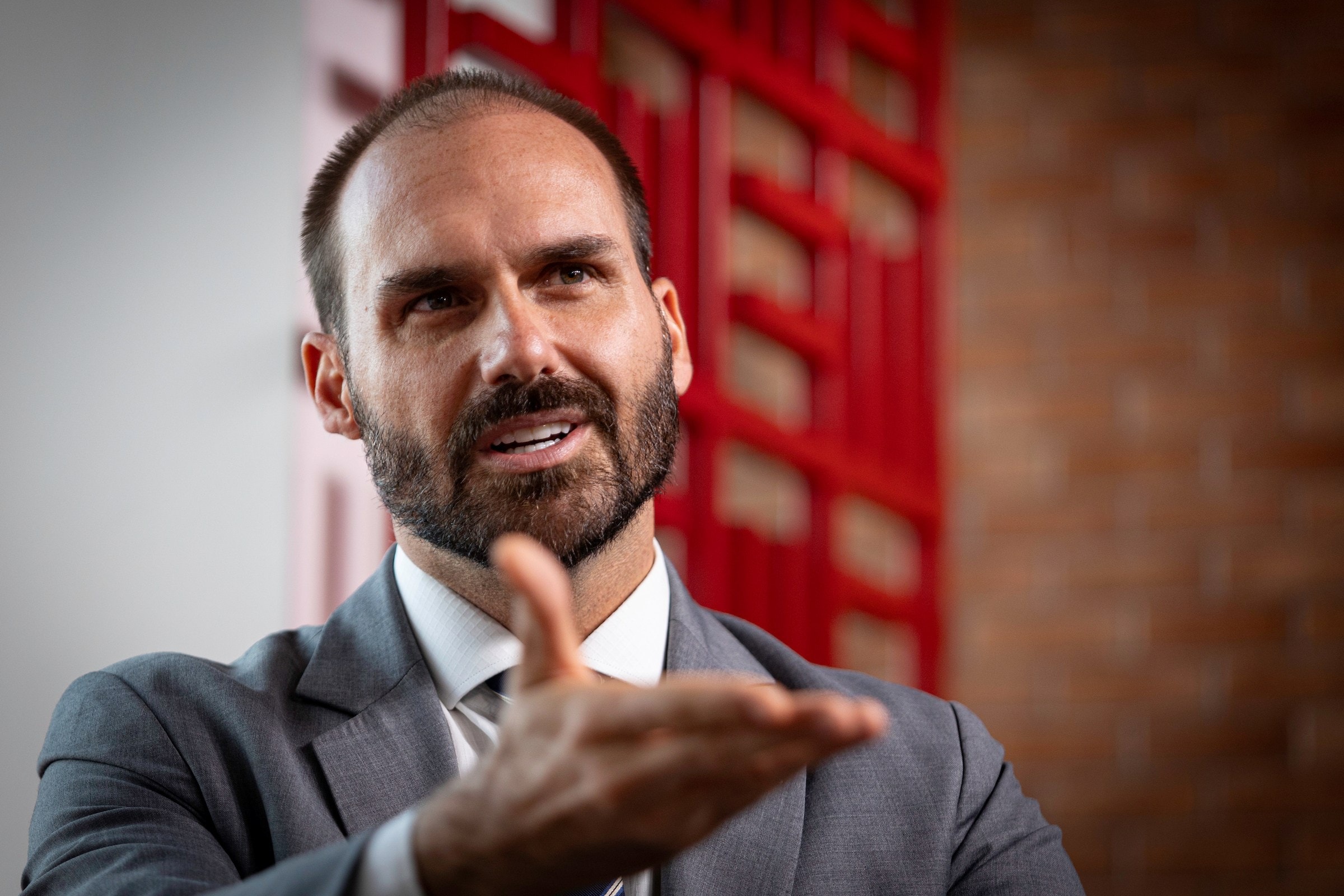 Em meio a crise, deputados do PL voltam aos EUA para encontrar Eduardo