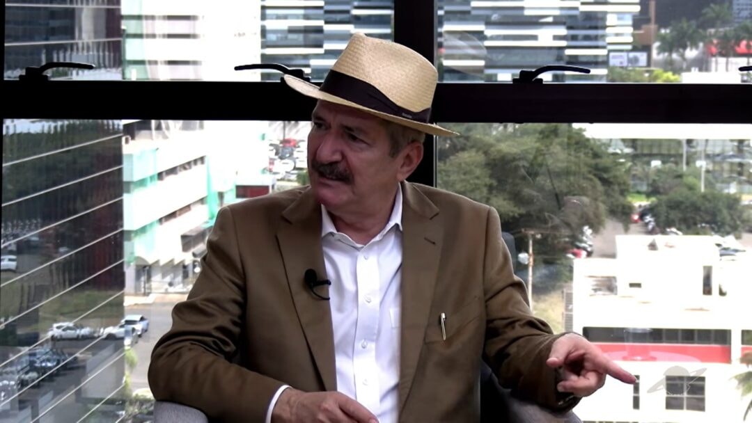 “Bolsa Família é medida de emergência”, diz pré-candidato à presidência Aldo Rebelo