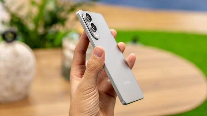 Top ultra-fino da Samsung aparece com preço no chão: Galaxy S25 Edge com 512 GB