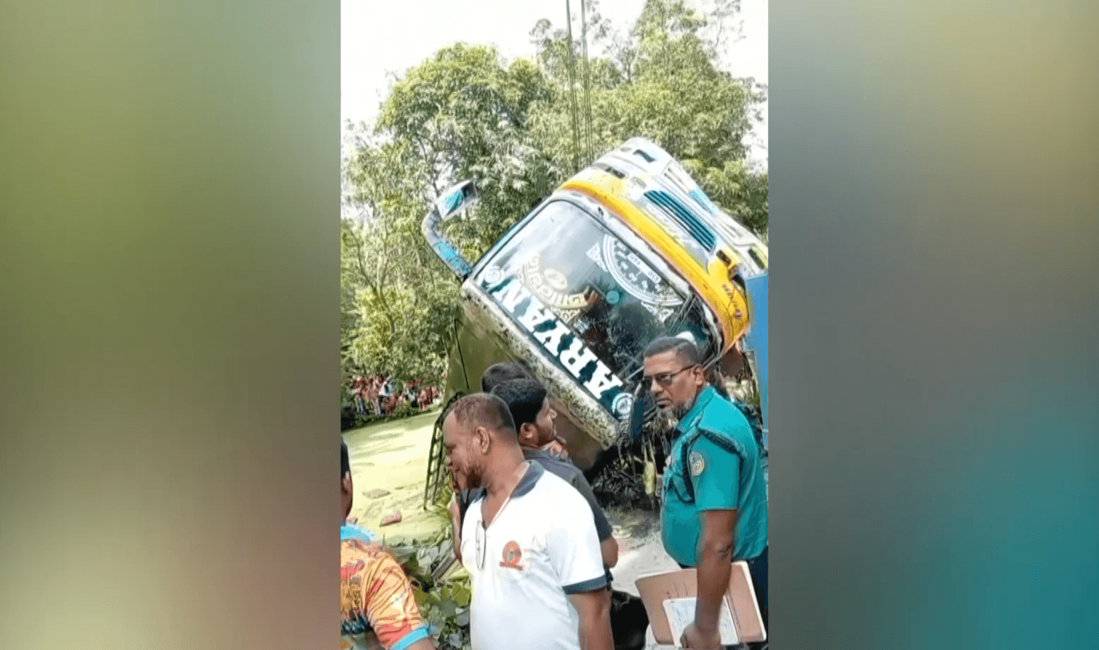 Acidente de ônibus na Alemanha mata duas pessoas e deixa 19 feridas