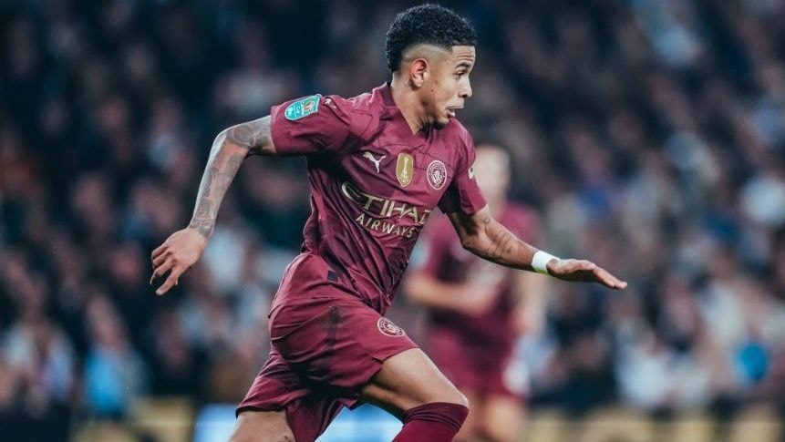 Aston Villa anuncia candidato a revelação da Copa em transferência recorde