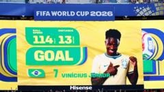 Após polêmicas com Vini Jr. e Hakimi, Fifa libera espanhol em todas as entrevistas da Copa