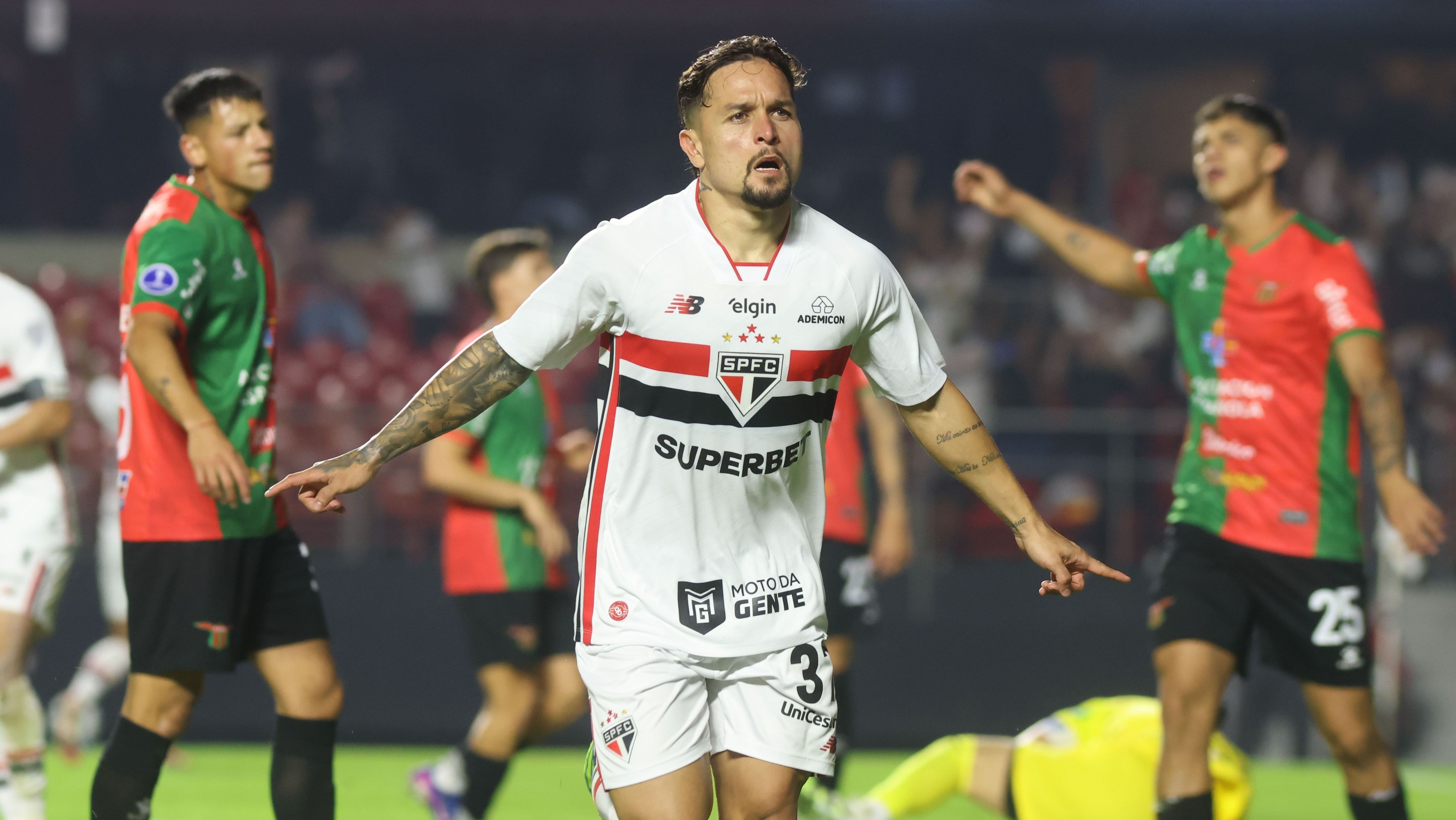 Dorival faz alerta sobre atuação do São Paulo: “Perdemos o controle”
