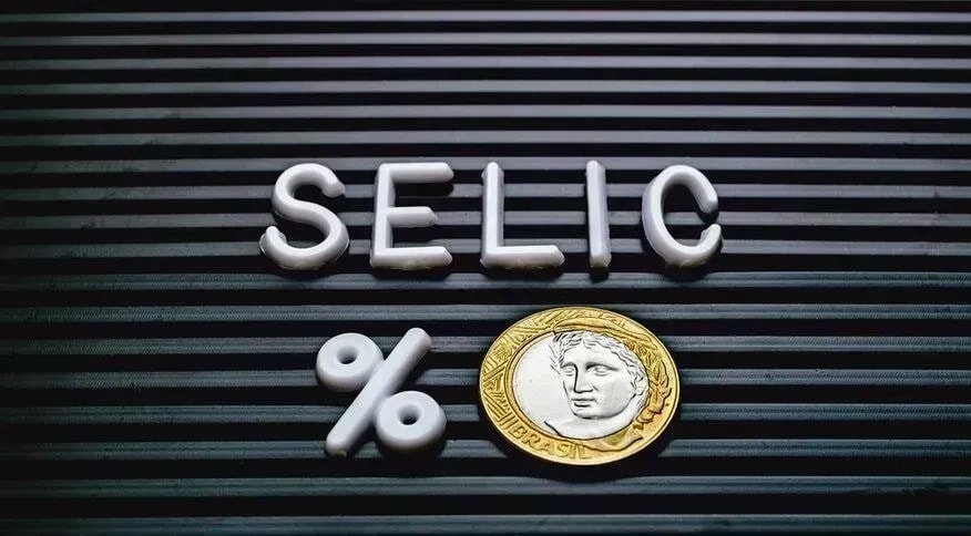 Análise: Gasto faz mercado ver juros acima de 14% nos próximos dez anos
