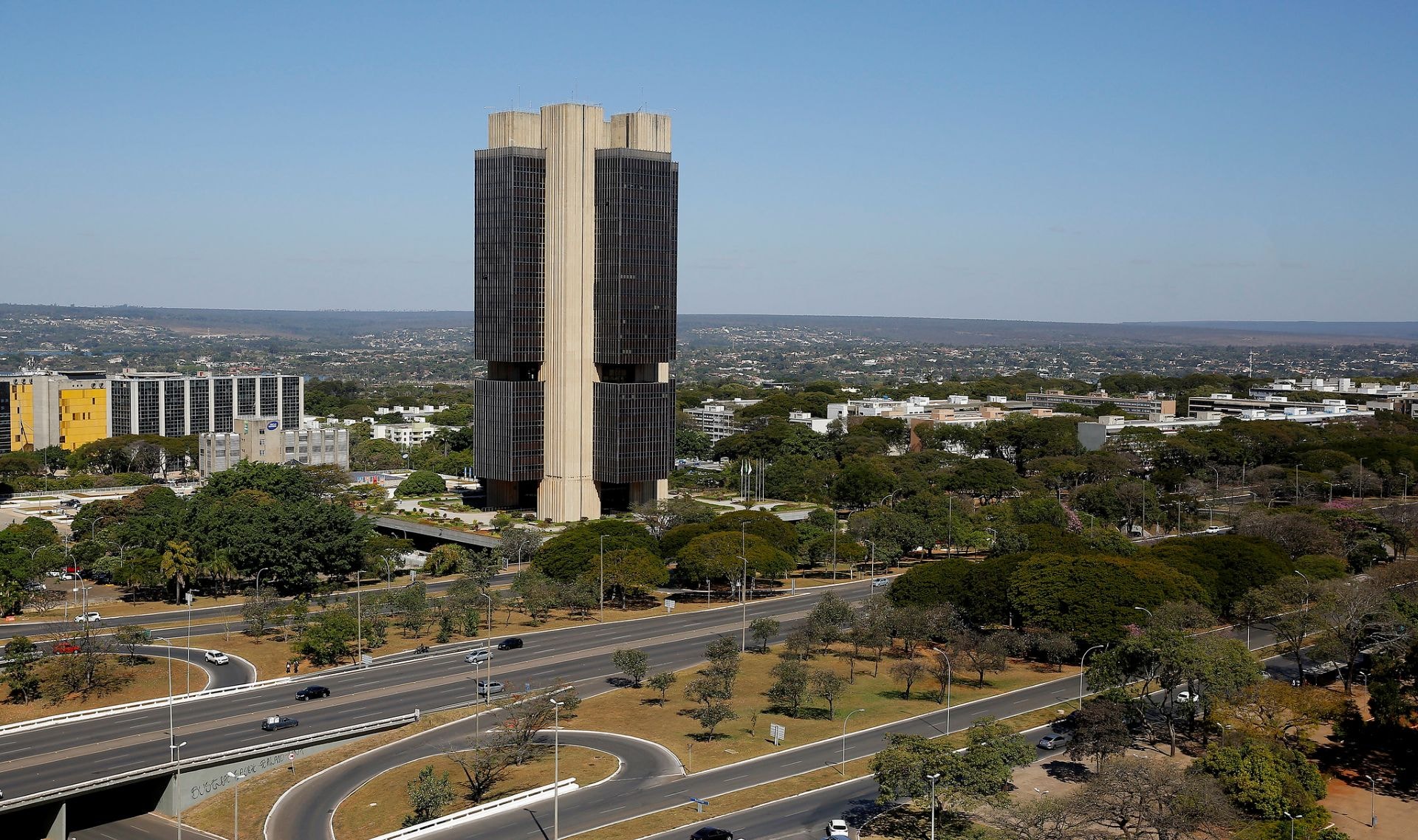 Dívida Bruta do Governo Geral fica em 82,5% do PIB em julho, ante 81,9% em junho