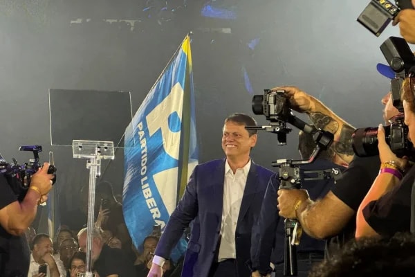 "Lado de lá só conta mentira", diz Derrite em convenção de Tarcísio