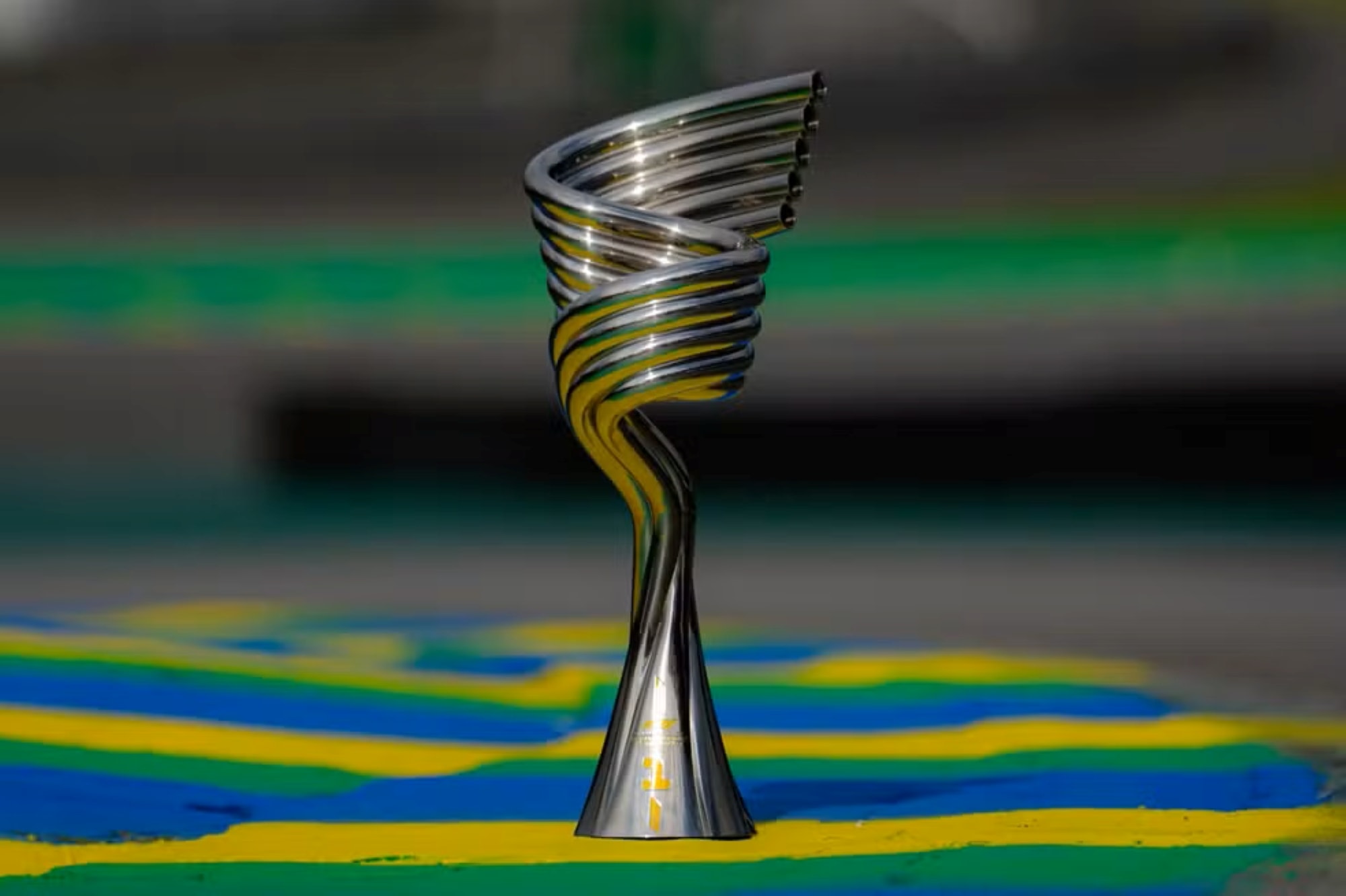 Senna, V10 e mapa do Brasil: confira o troféu do GP de São Paulo de F1