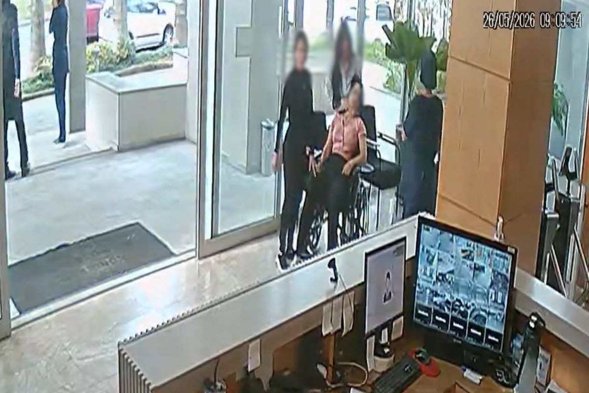 Imagens mostram maquiadora chegando inconsciente à clínica onde morreu. Veja vídeo