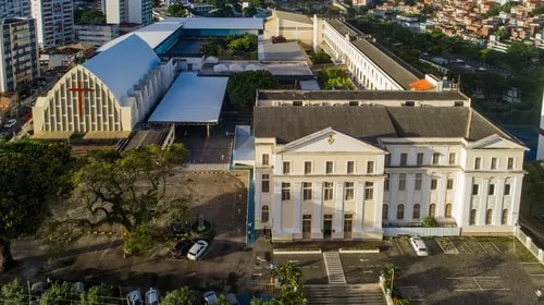 Tradicional colégio em Salvador oferece 40 bolsas integrais para Ensino Médio em 2027
