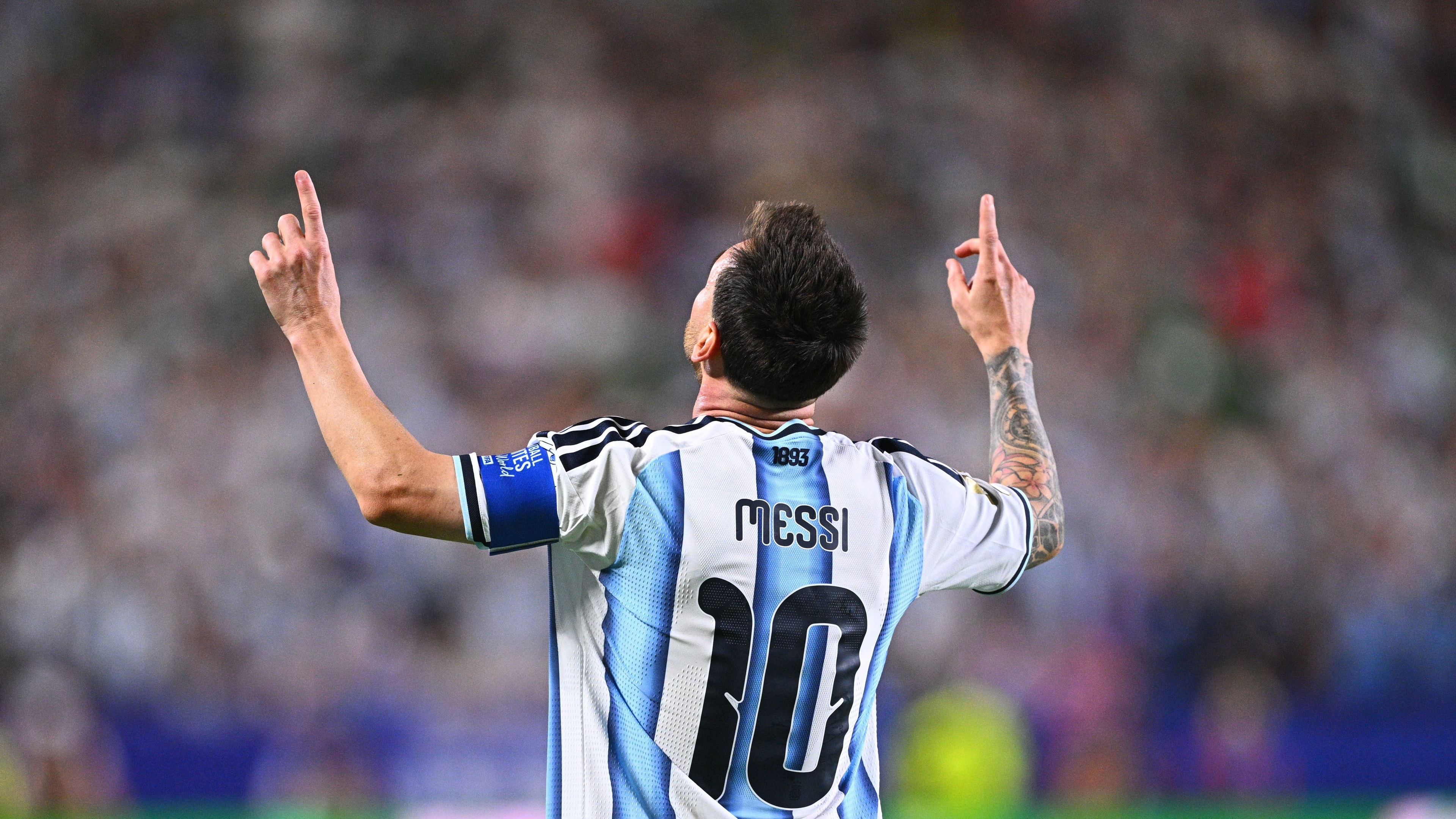 Ex-Grêmio e Vasco relembra início de Messi no Barça: “Muito PlayStation”