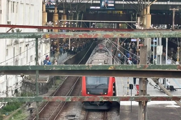 Governo Tarcísio diz que greve de ferroviários é baseada em "desinformação"