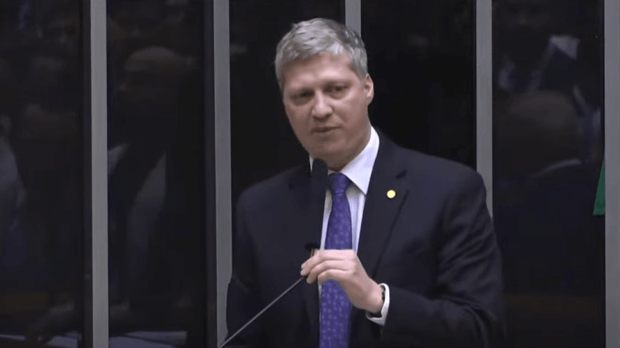 STF torna deputado Gustavo Gayer réu por injúria contra Lula