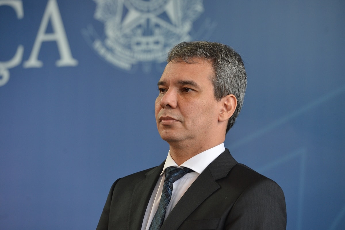 Ministro da Justiça vai à Câmara explicar caso Ramagem nesta quarta
