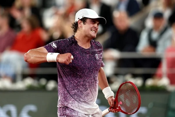 João Fonseca estreia em Montreal contra Tsitsipas, ex-top 3 do mundo