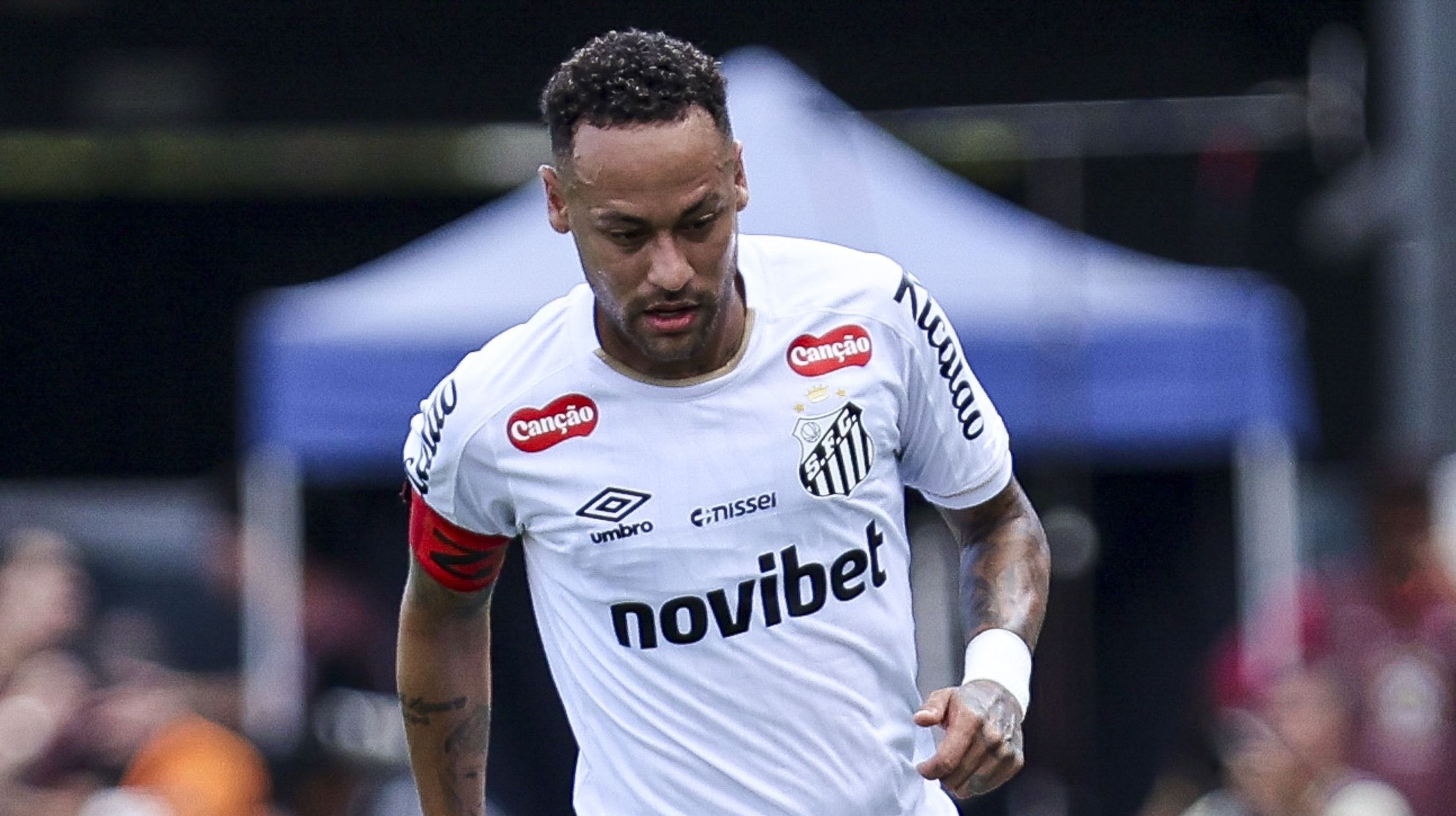 Neymar encontra xará argentino antes de duelo do Santos na Sul-Americana