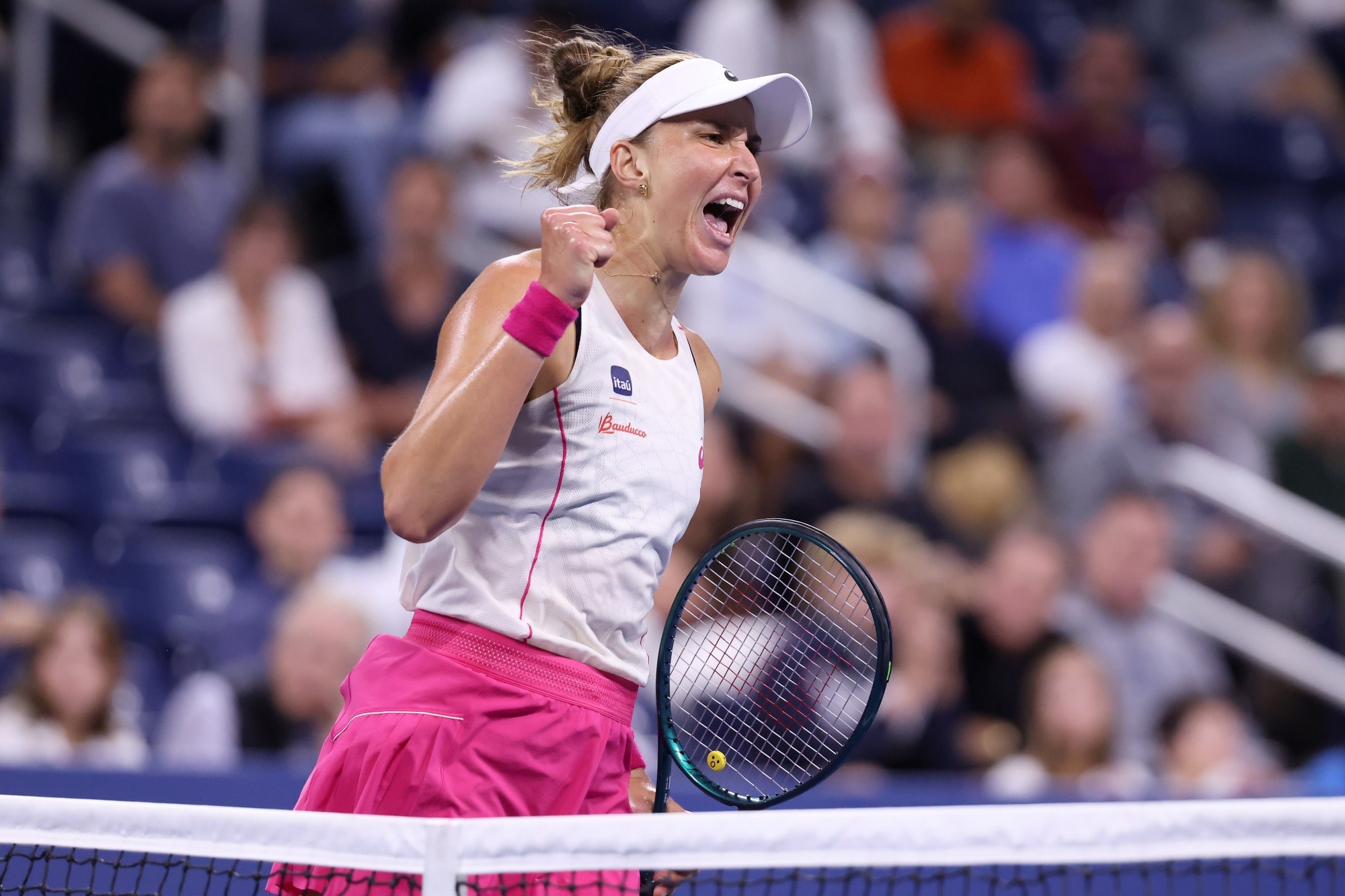 Tênis: Bia Haddad volta a vencer em chaves principais após sete meses