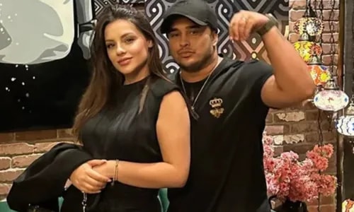 Esposa de Kauan, dupla de Matheus, anuncia separação e volta atrás