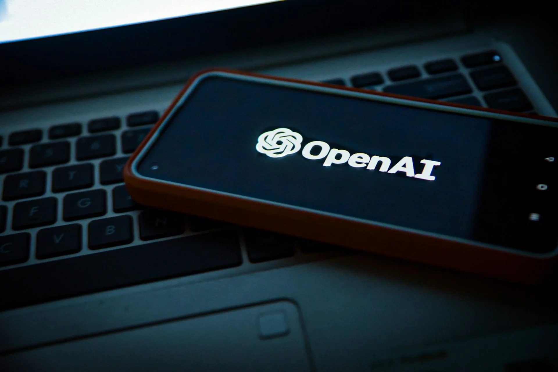 OpenAI pausa testes de nova IA com medo de ela se rebelar