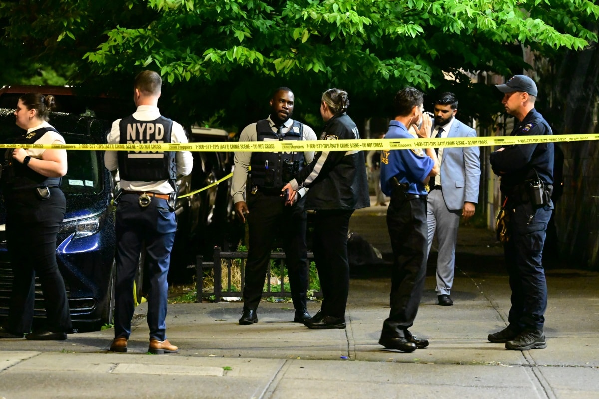 Tiroteio em Nova York deixa 8 feridos, entre eles 4 crianças
