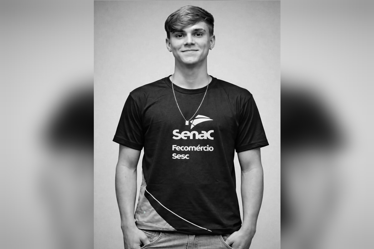 Mãe posta foto de Rodrigo Castanheira em coma e clama por Justiça. Veja vídeo