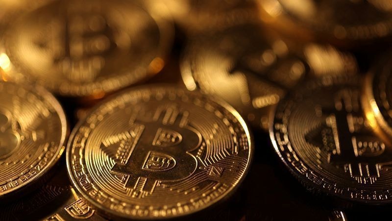 Senador quer reunião de líderes para definir impeachment de ministro do STF