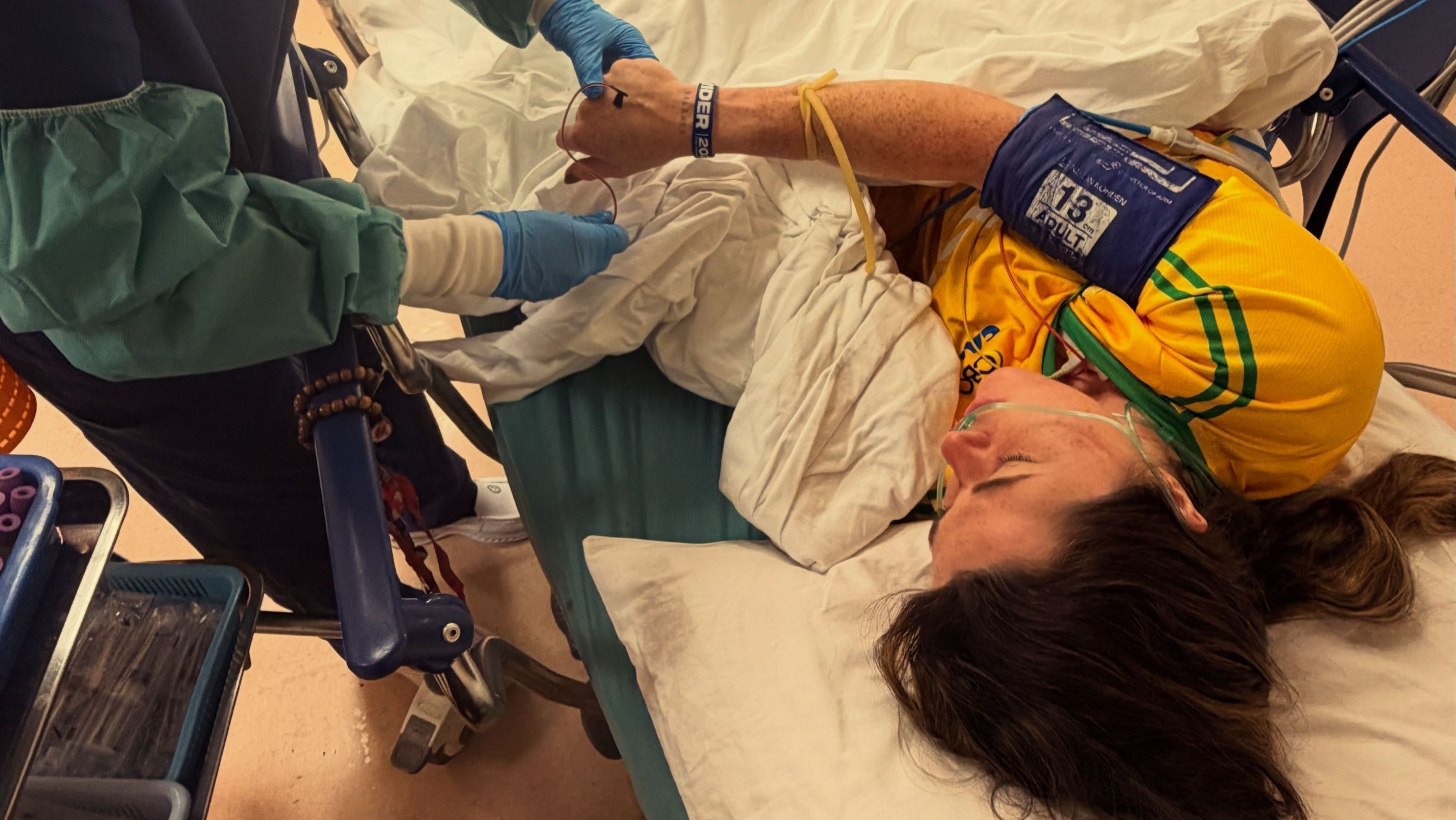 Alpinista brasileiro escala Everest e Lhotse em menos de 24 horas