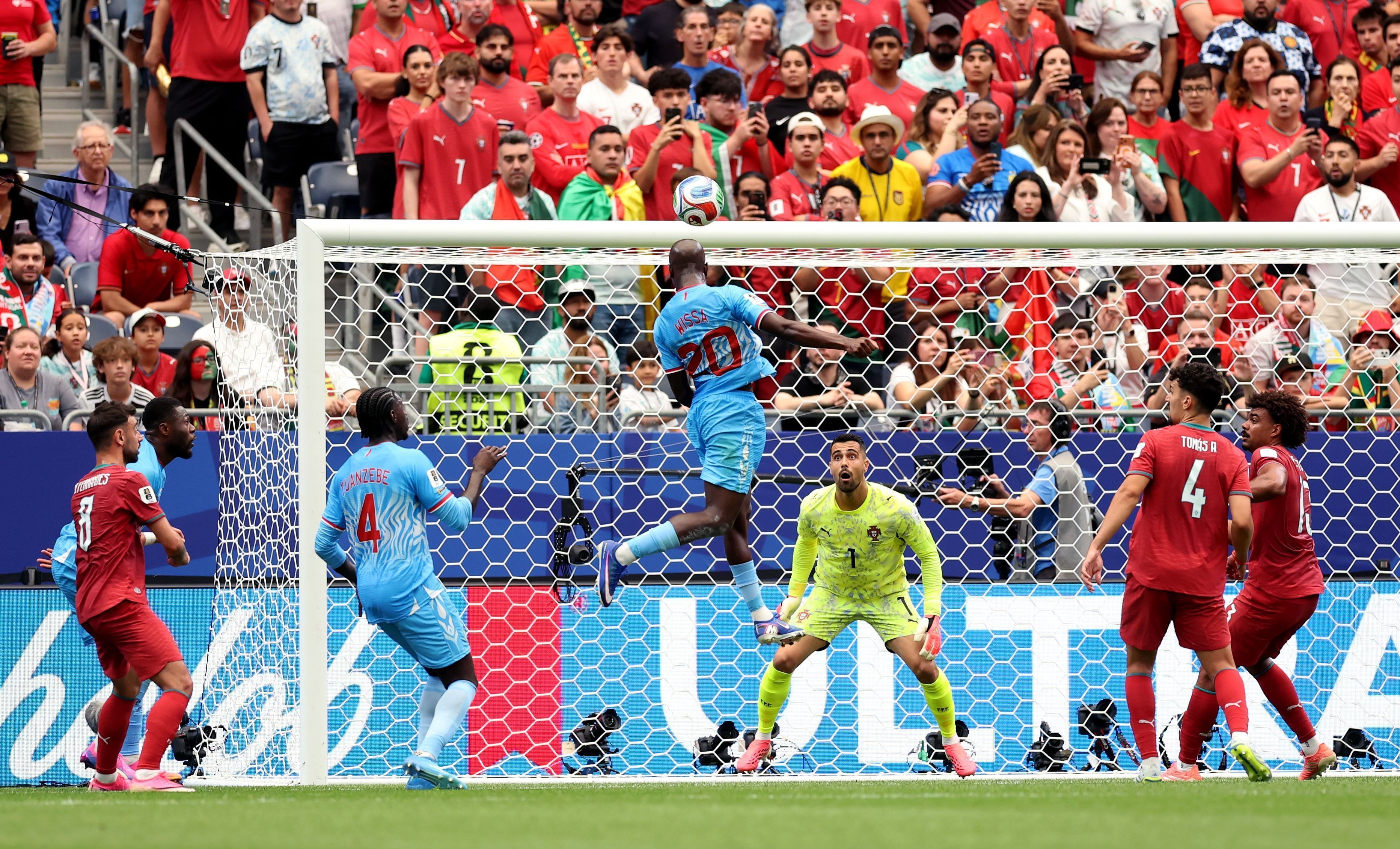 Após surpreender Portugal, RD Congo quer seguir fazendo história na Copa